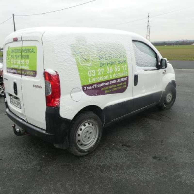 Feu arriere stop central CITROEN NEMO Photo n°5
