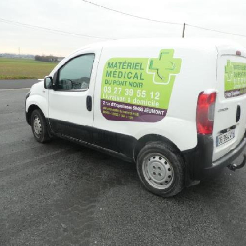 Feu arriere stop central CITROEN NEMO Photo n°6