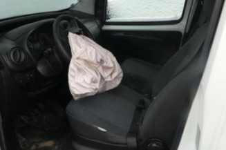Feu arriere stop central CITROEN NEMO