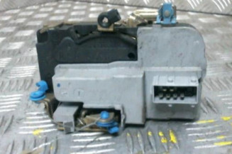 Serrure avant droit CITROEN BERLINGO 1