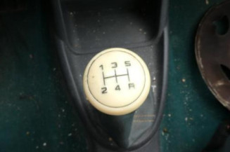 Serrure avant droit CITROEN BERLINGO 1