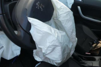 Serrure avant droit PEUGEOT 308 1