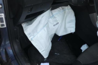 Serrure avant droit PEUGEOT 308 1