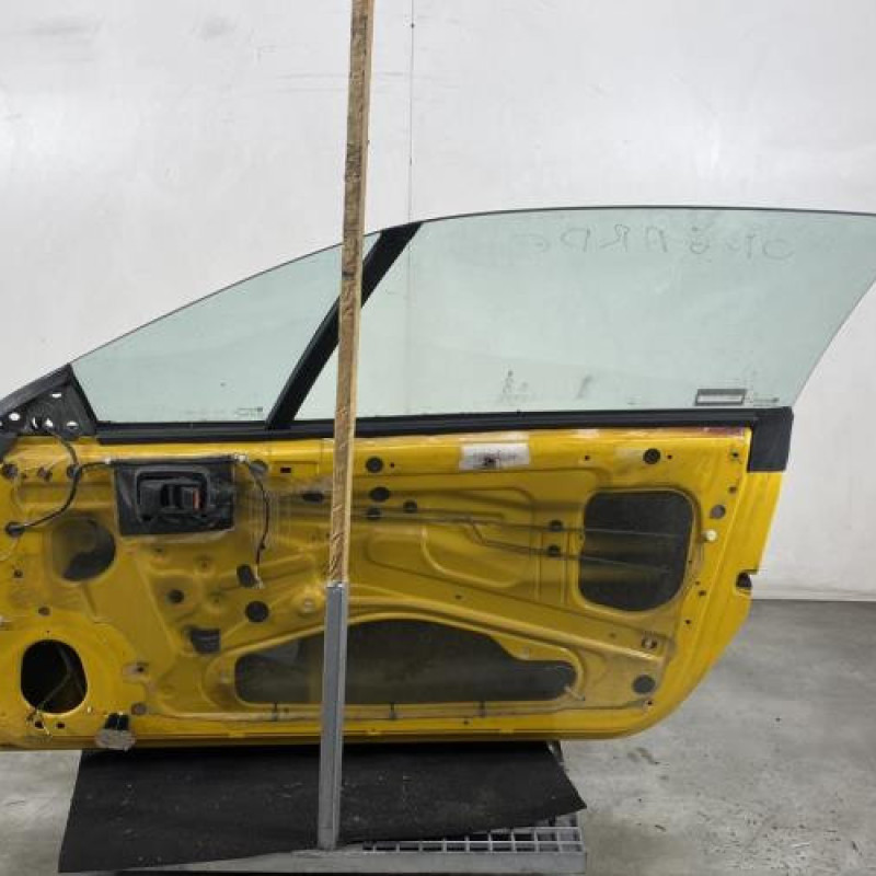 Porte avant droit OPEL CALIBRA Photo n°8