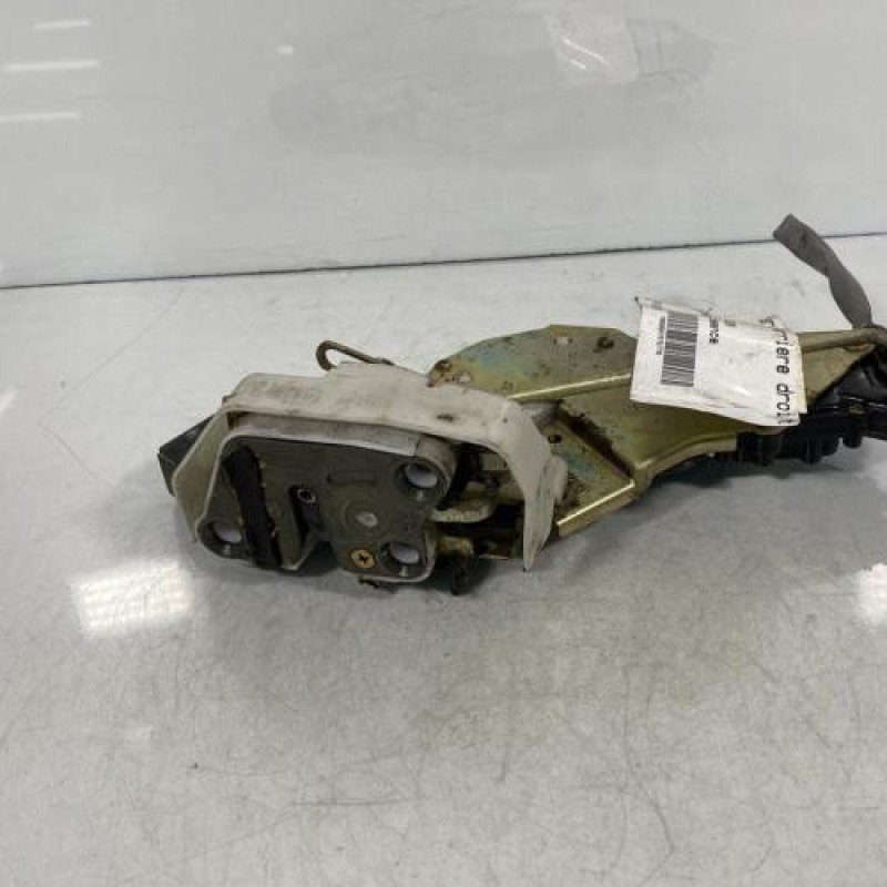 Serrure arriere droit OPEL AGILA A Photo n°2