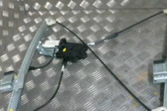 Leve vitre electrique avant gauche VOLKSWAGEN GOLF 3 Photo n°1