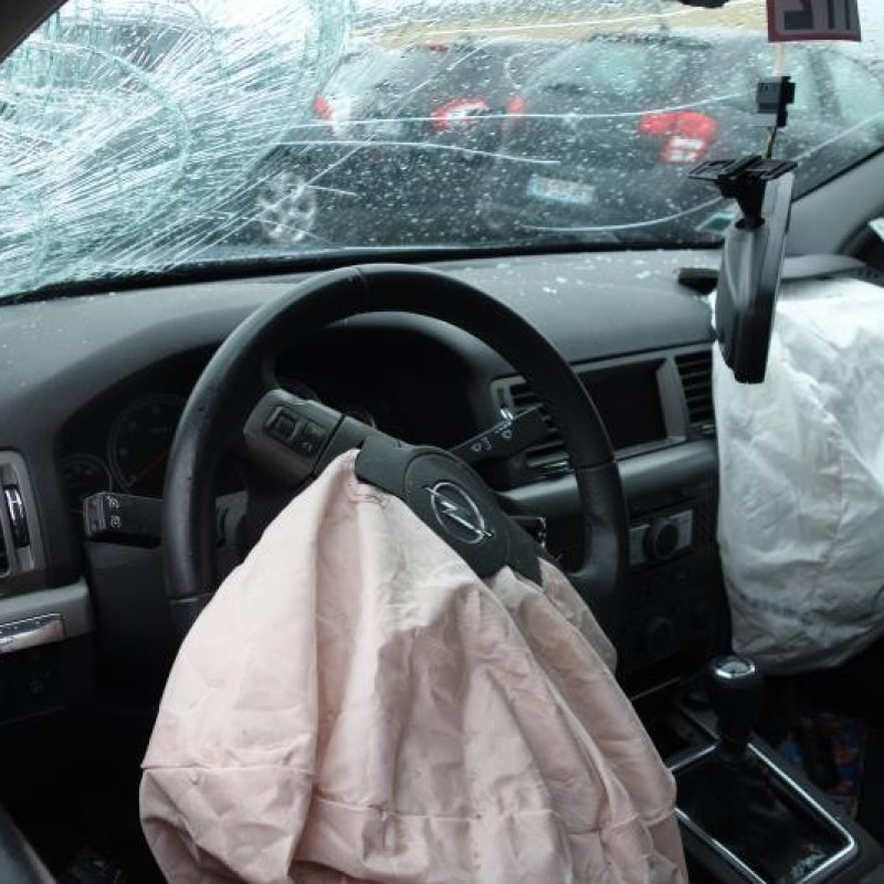 Serrure avant droit OPEL VECTRA C Photo n°8