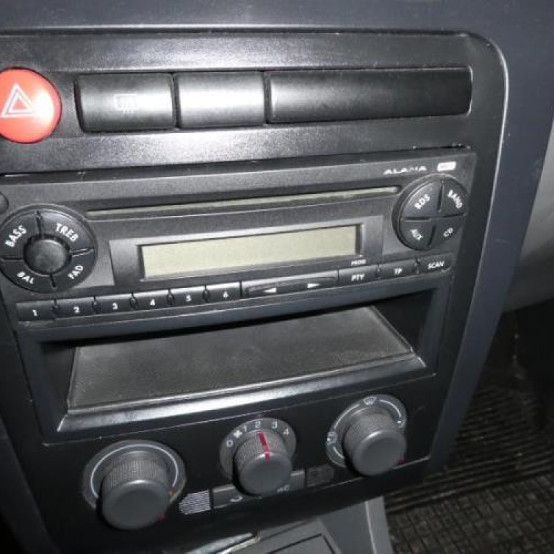 Retroviseur gauche SEAT IBIZA 3 Photo n°10