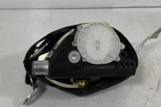 Pretensionneur de ceinture avant gauche VOLKSWAGEN PASSAT 5 Photo n°1