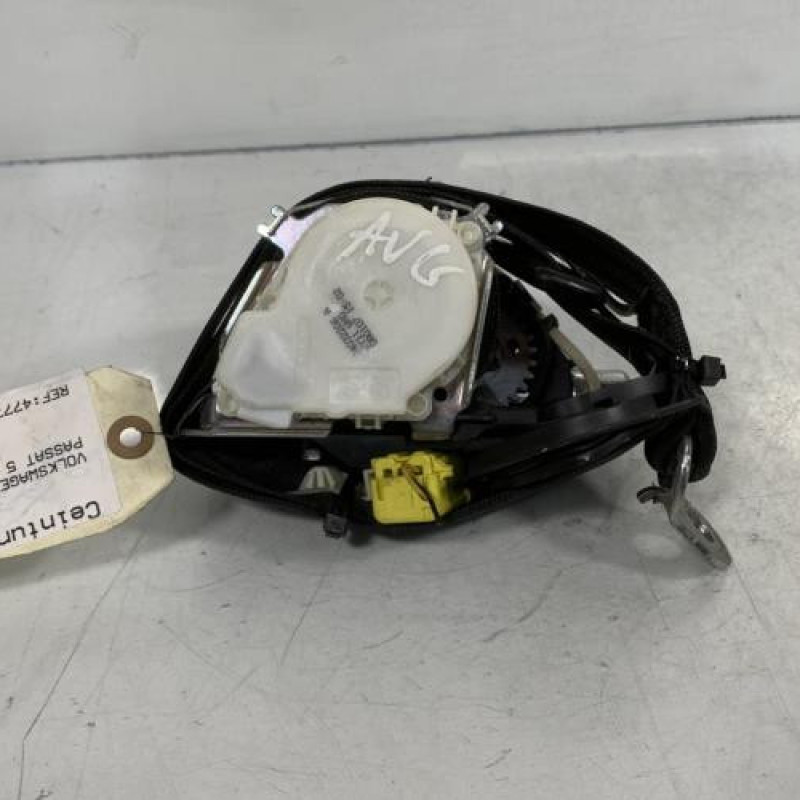 Pretensionneur de ceinture avant gauche VOLKSWAGEN PASSAT 5 Photo n°3