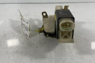 Serrure avant droit OPEL ASTRA F