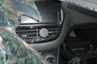 Etrier avant droit (freinage) PEUGEOT 208 1