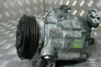 Compresseur clim SUZUKI SPLASH Photo n°1