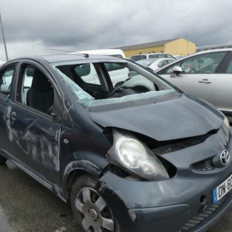Porte arriere gauche TOYOTA AYGO 1 Photo n°4