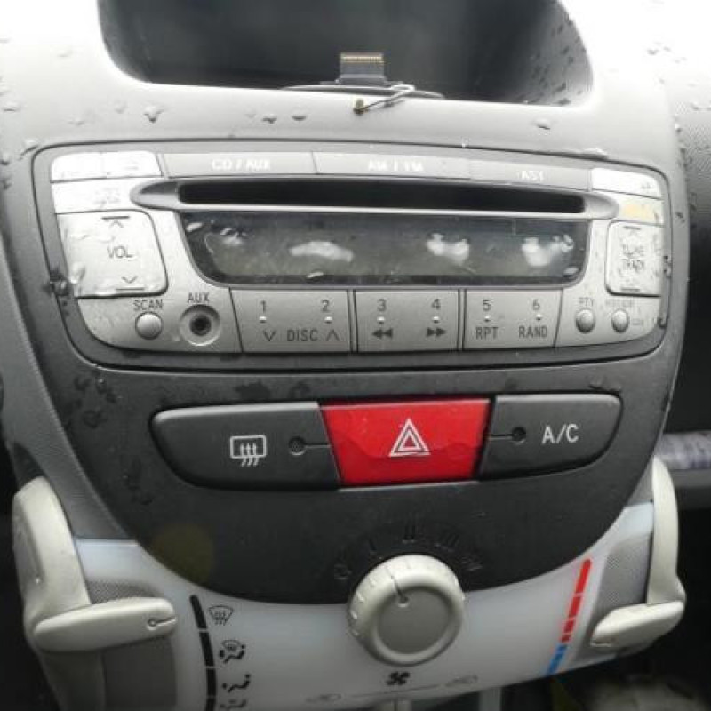 Porte arriere gauche TOYOTA AYGO 1 Photo n°9