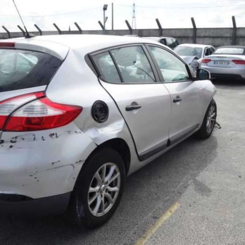Bras essuie glace arriere RENAULT MEGANE 3 Photo n°4