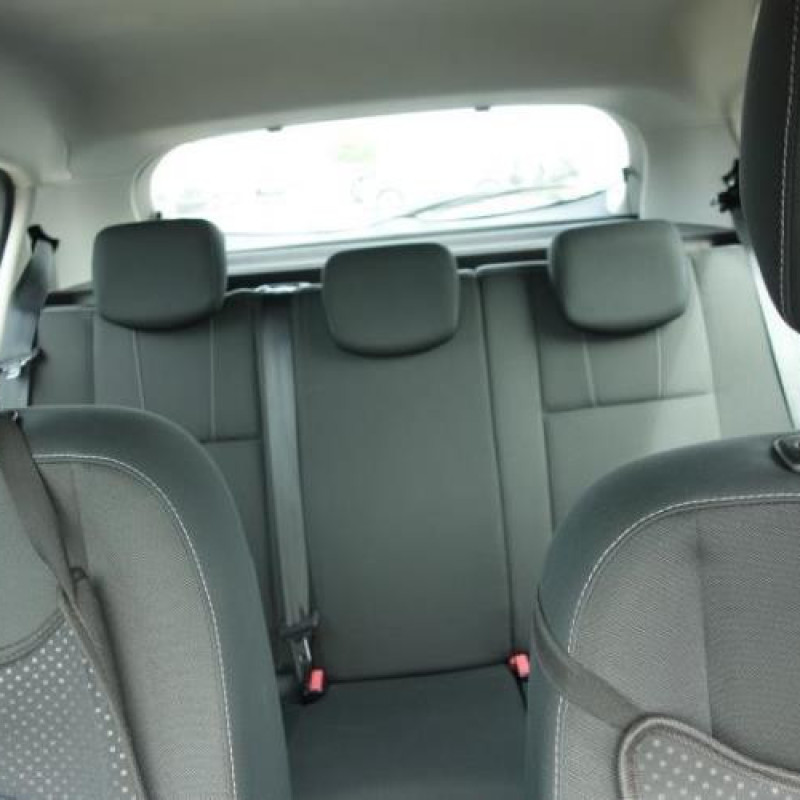 Bras essuie glace arriere RENAULT MEGANE 3 Photo n°8