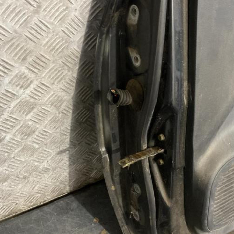 Porte avant droit OPEL FRONTERA B Photo n°4