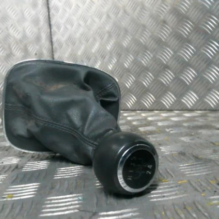 Pommeau de vitesses OPEL CORSA D Photo n°1