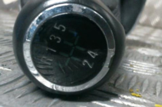 Pommeau de vitesses OPEL CORSA D