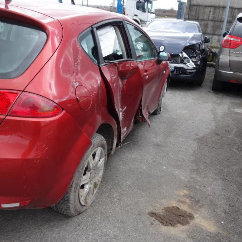 Malle/Hayon arriere SEAT LEON 2 Photo n°6