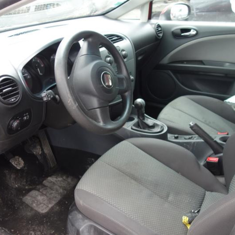 Malle/Hayon arriere SEAT LEON 2 Photo n°10