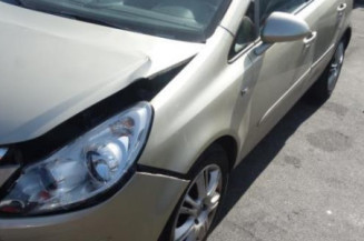 Porte avant gauche OPEL CORSA D