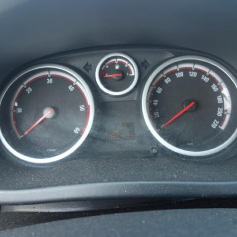 Porte avant gauche OPEL CORSA D Photo n°10