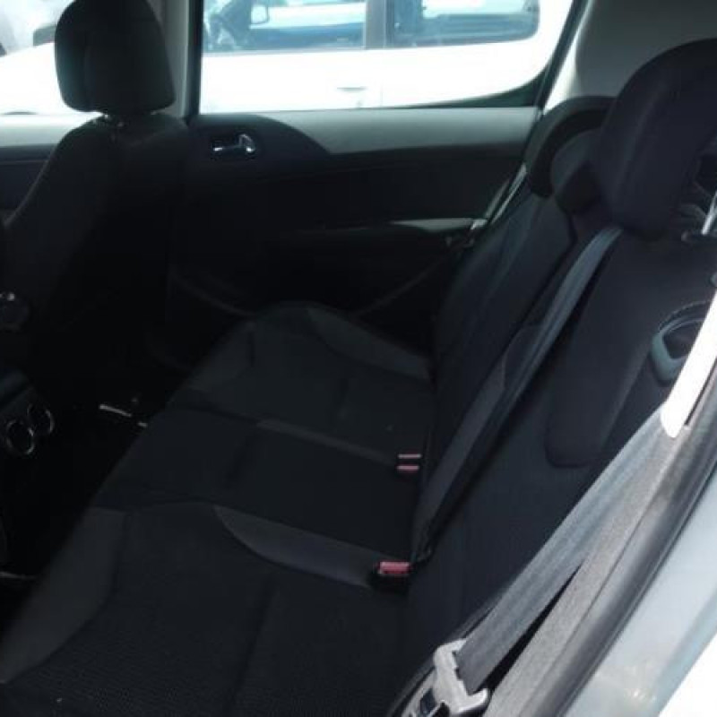 Pretensionneur de ceinture avant droit PEUGEOT 308 1 Photo n°9