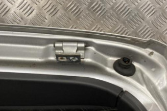 Malle/Hayon arriere OPEL SIGNUM