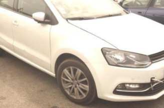 Etrier avant droit (freinage) VOLKSWAGEN POLO 5