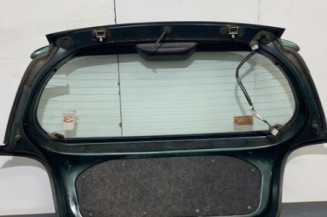 Malle/Hayon arriere TOYOTA YARIS 1