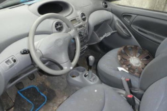 Malle/Hayon arriere TOYOTA YARIS 1