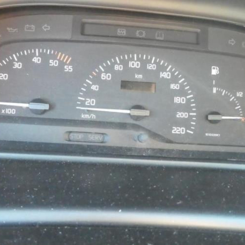 Feu arriere principal droit (feux) RENAULT LAGUNA 1 Photo n°11