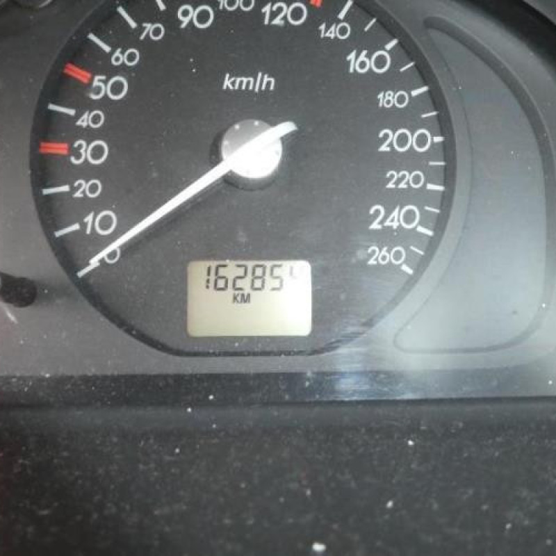 Porte arriere gauche RENAULT LAGUNA 2 Photo n°10