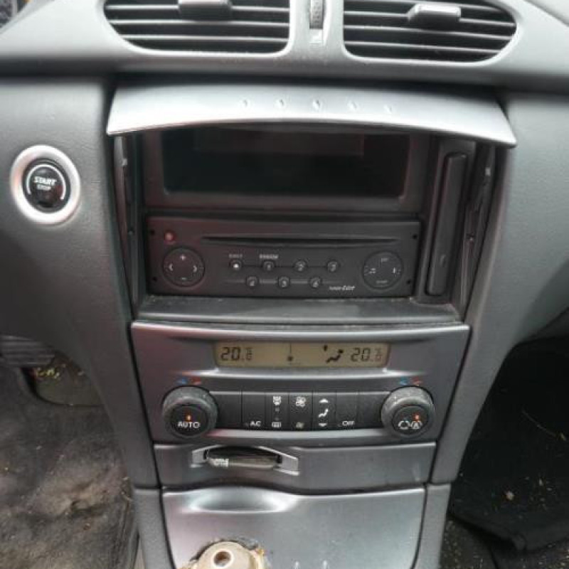 Pare choc avant RENAULT LAGUNA 2 Photo n°14