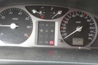 Pare choc avant RENAULT LAGUNA 2