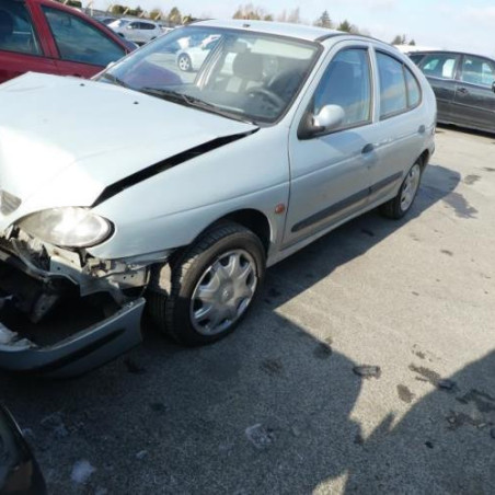 Cric (Ensemble depannage) RENAULT MEGANE 1