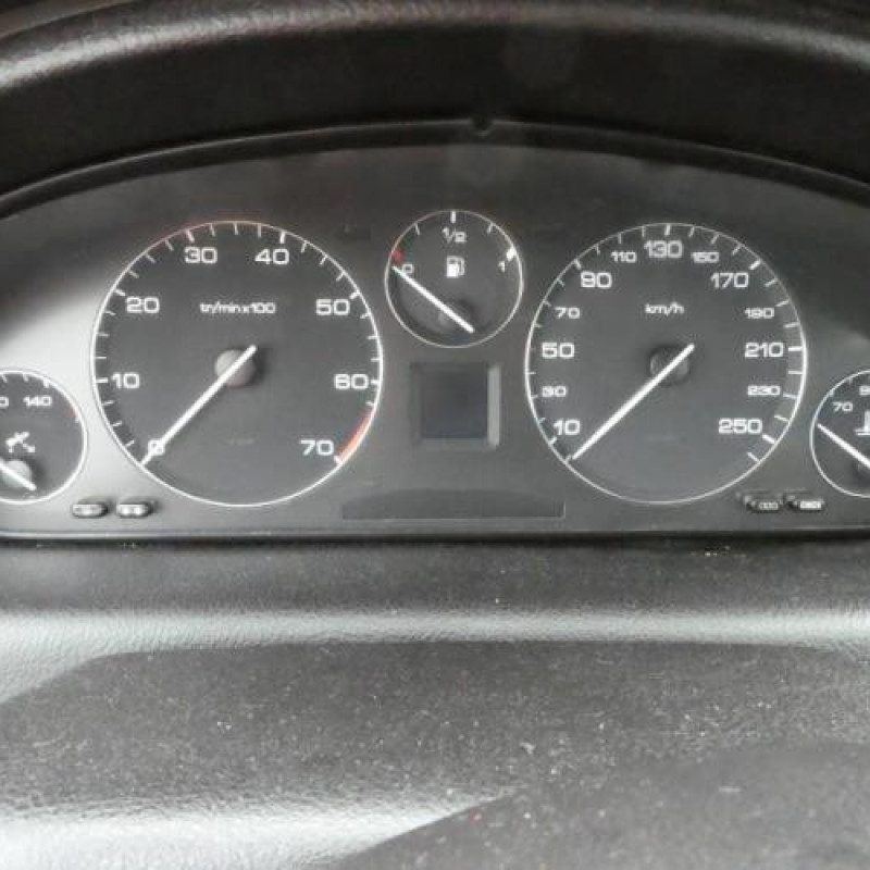 Serrure de coffre PEUGEOT 607 Photo n°14