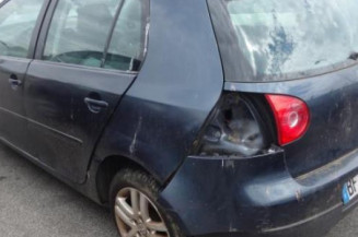 Feu arriere secondaire gauche (feux) VOLKSWAGEN GOLF 5