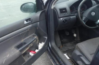 Feu arriere secondaire gauche (feux) VOLKSWAGEN GOLF 5