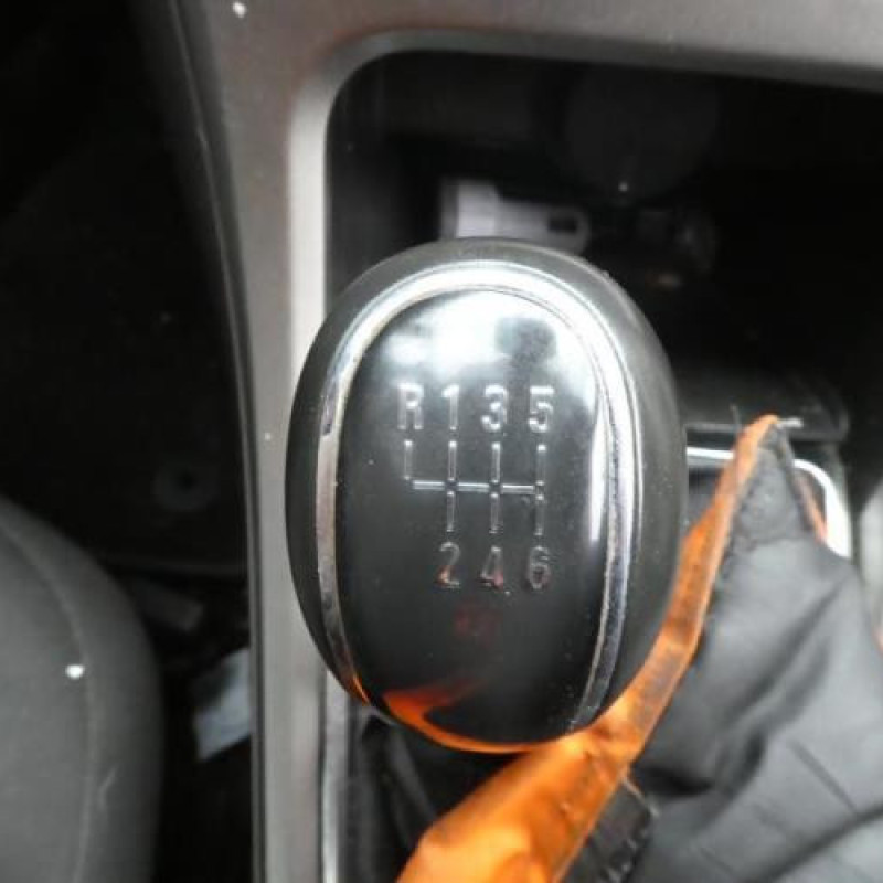 Ceinture arriere gauche OPEL ASTRA J SPORTS Photo n°11