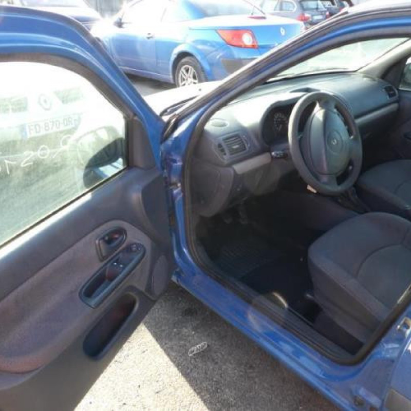 Porte arriere gauche RENAULT CLIO 2 Photo n°9
