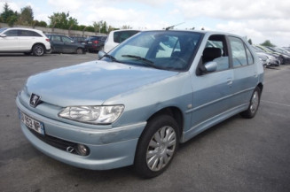 Malle/Hayon arriere PEUGEOT 306