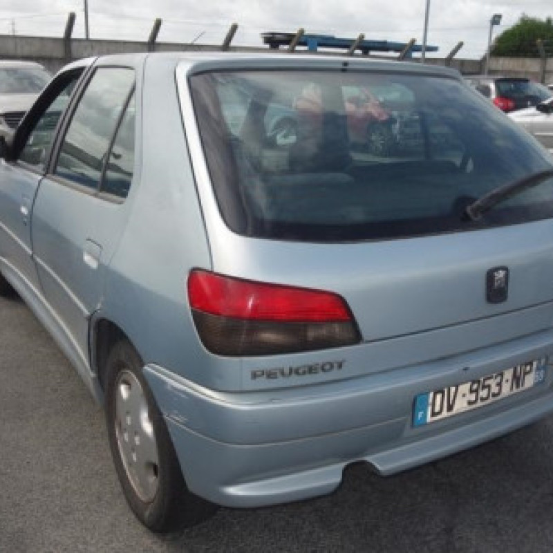 Malle/Hayon arriere PEUGEOT 306 Photo n°6