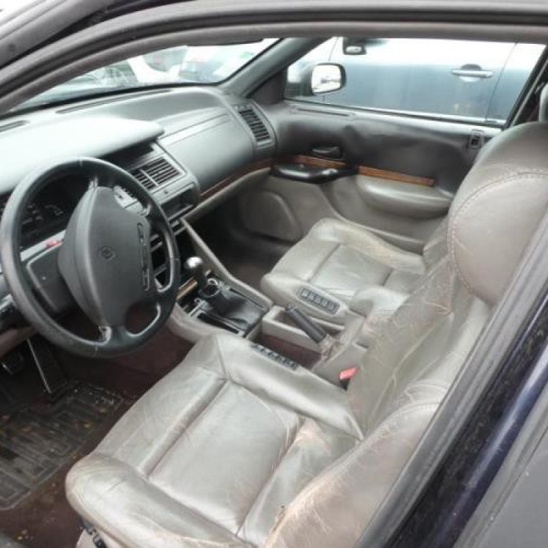 Porte avant droit RENAULT SAFRANE Photo n°8