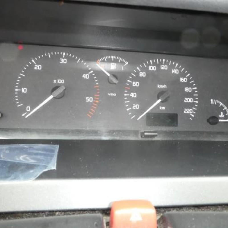 Porte avant droit RENAULT SAFRANE Photo n°11