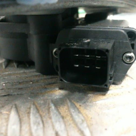 Leve vitre electrique avant droit OPEL CORSA D