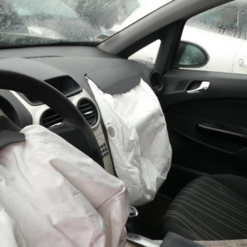 Leve vitre electrique avant droit OPEL CORSA D Photo n°13