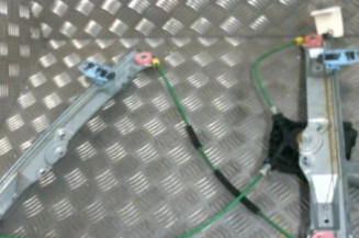 Leve vitre electrique avant gauche OPEL CORSA D Photo n°1
